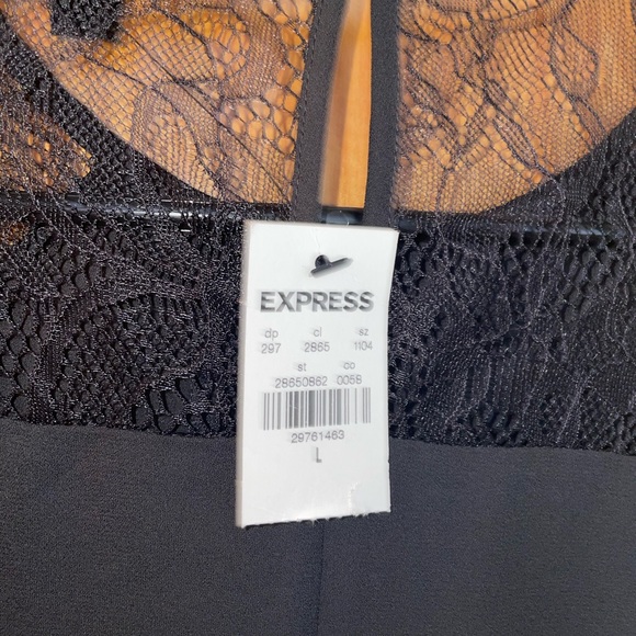 Express Blouse Top - Picture 5 of 10